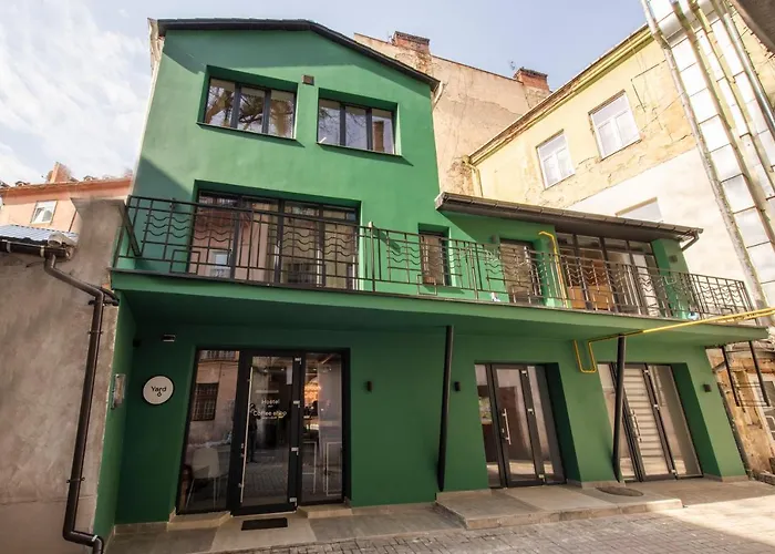 Yard Hostel & Coffee Чернівці